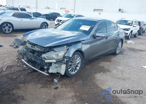 2018 Infiniti Q50 3.0T Luxe z USA, uszkodzony, nr VIN JN1EV7AP3JM362574